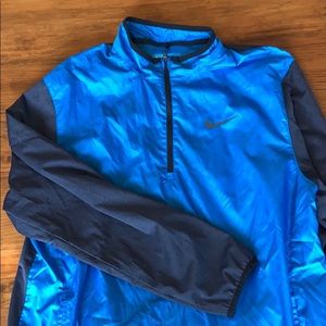 Nike light weight 1/4 zip golf jacket